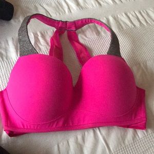 Like new Victoria’s Secret sexy sports bra 36C
